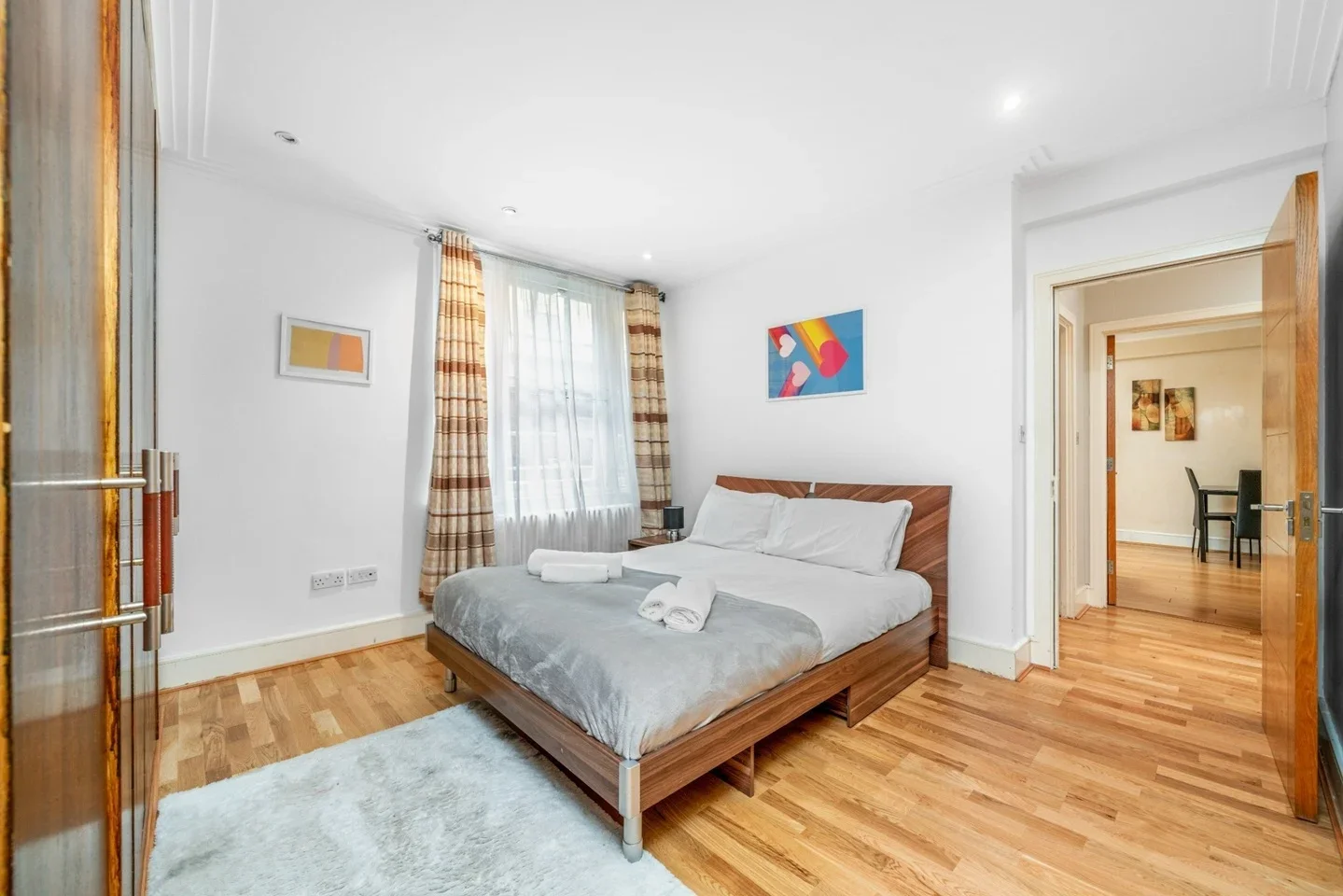 Flat Forset Street in City of Westminster