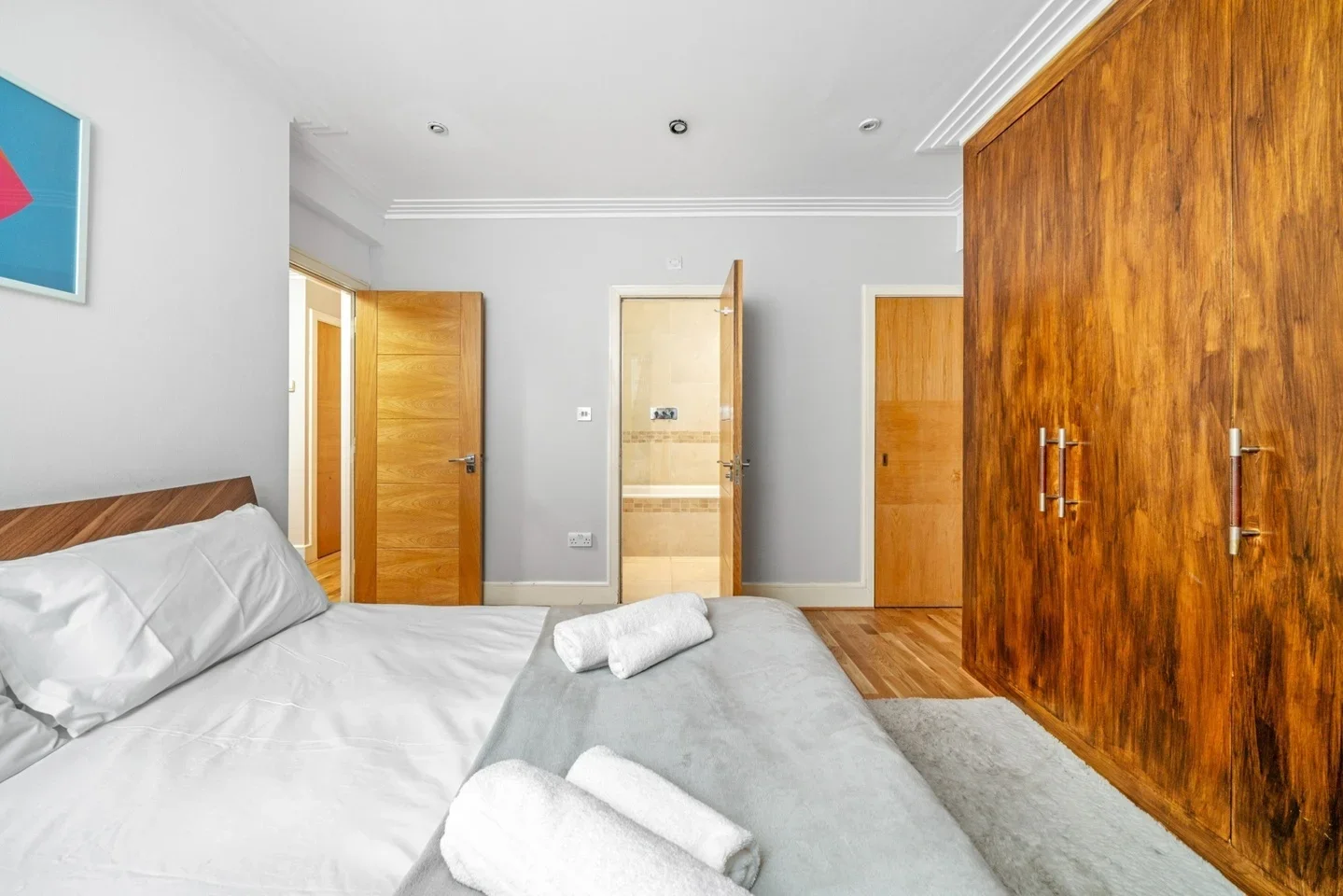 Flat Forset Street in City of Westminster
