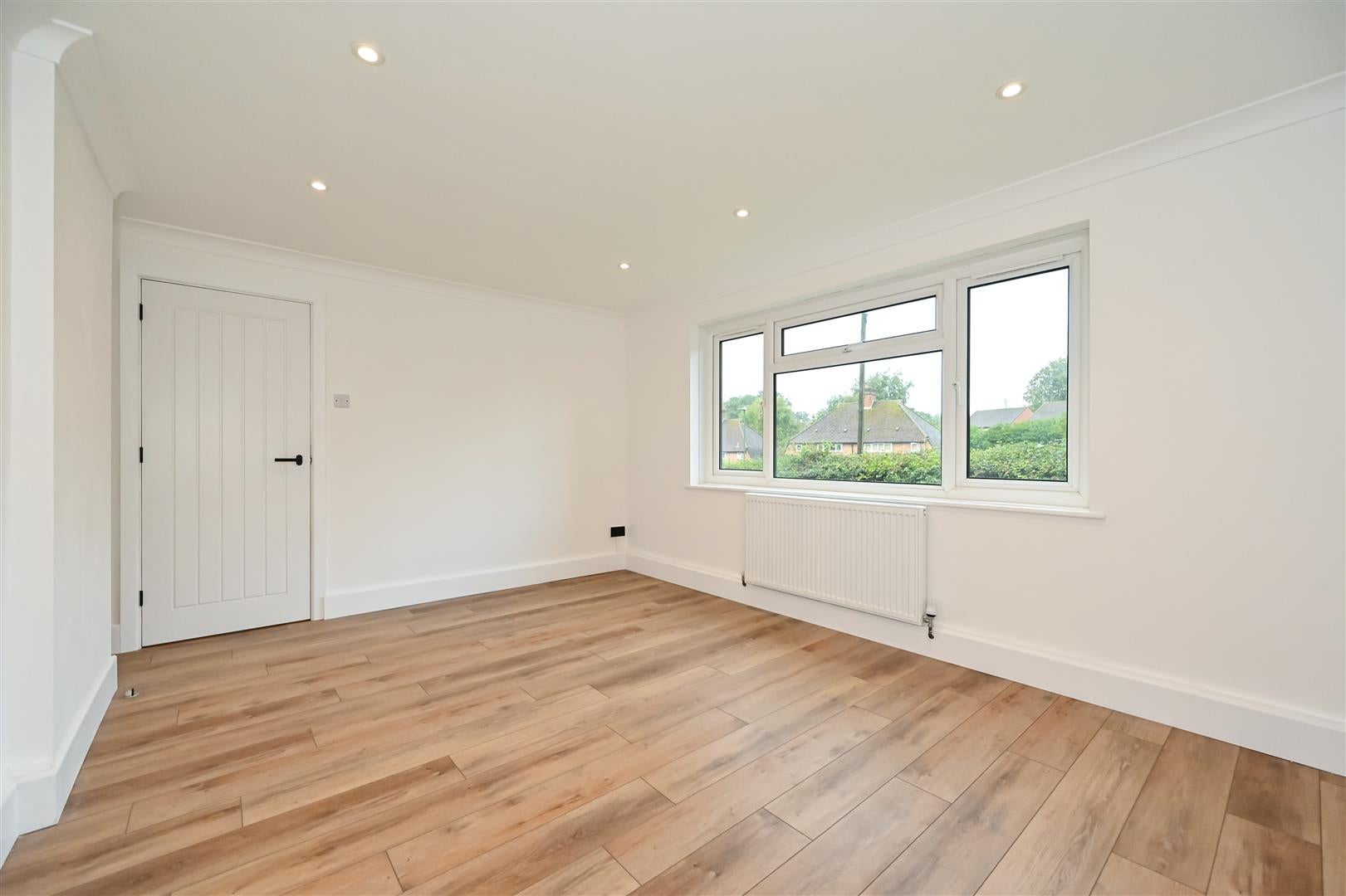Flat June Lane in Chichester