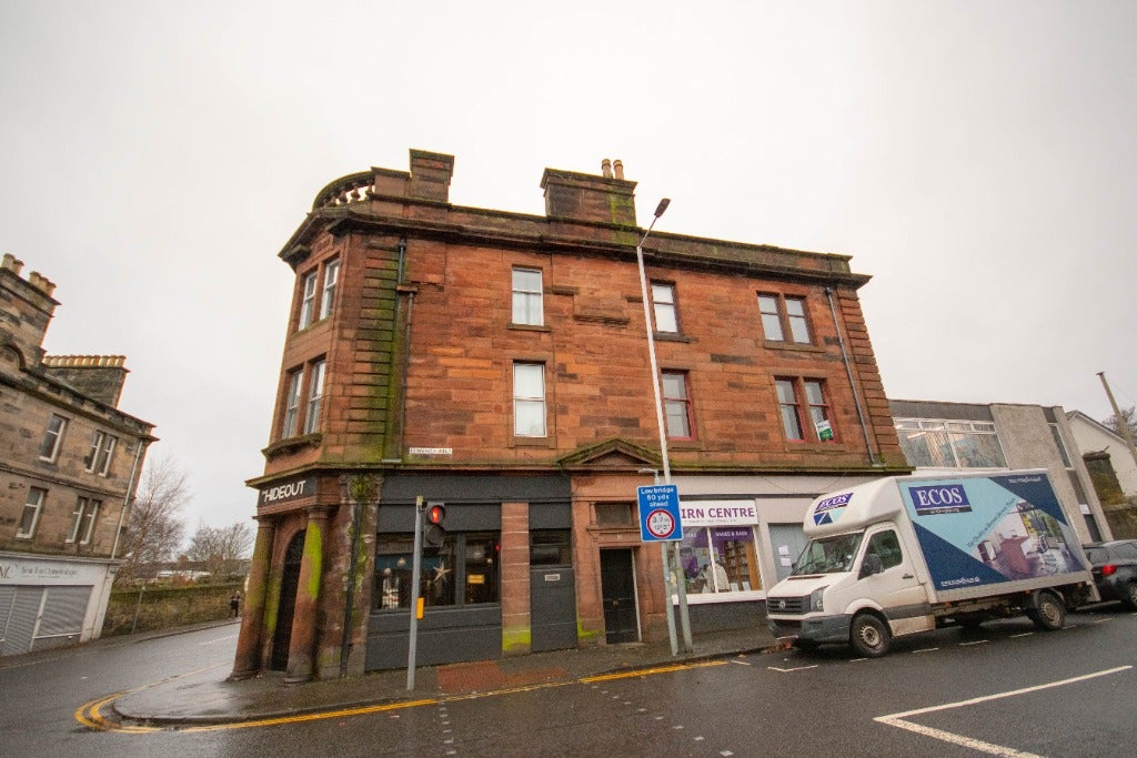 Flat Dunnikier Road in Kirkcaldy