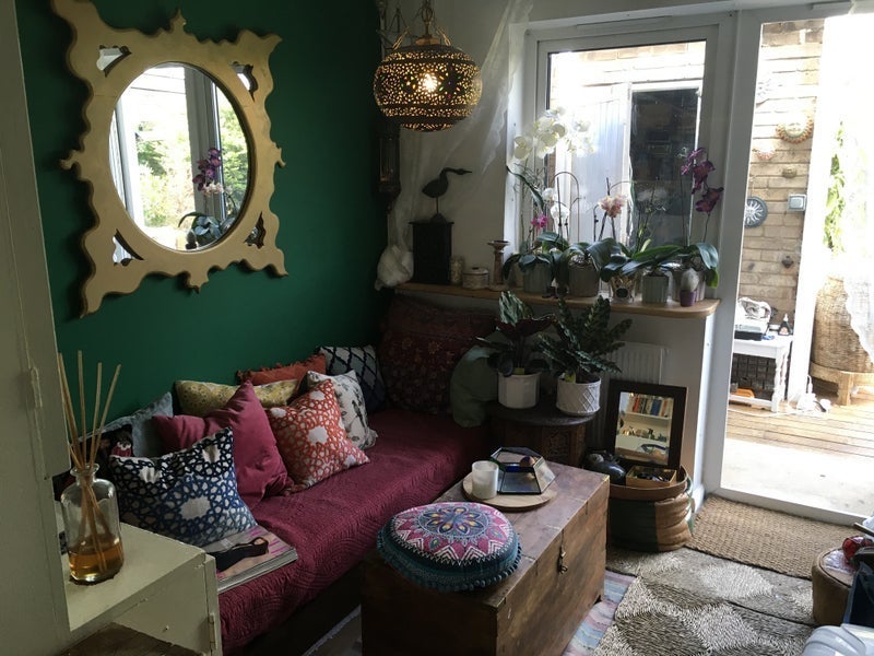 Room Exning Road in Greater London