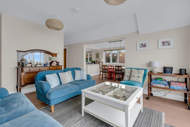 Flat Spa Esplanade in Canterbury
