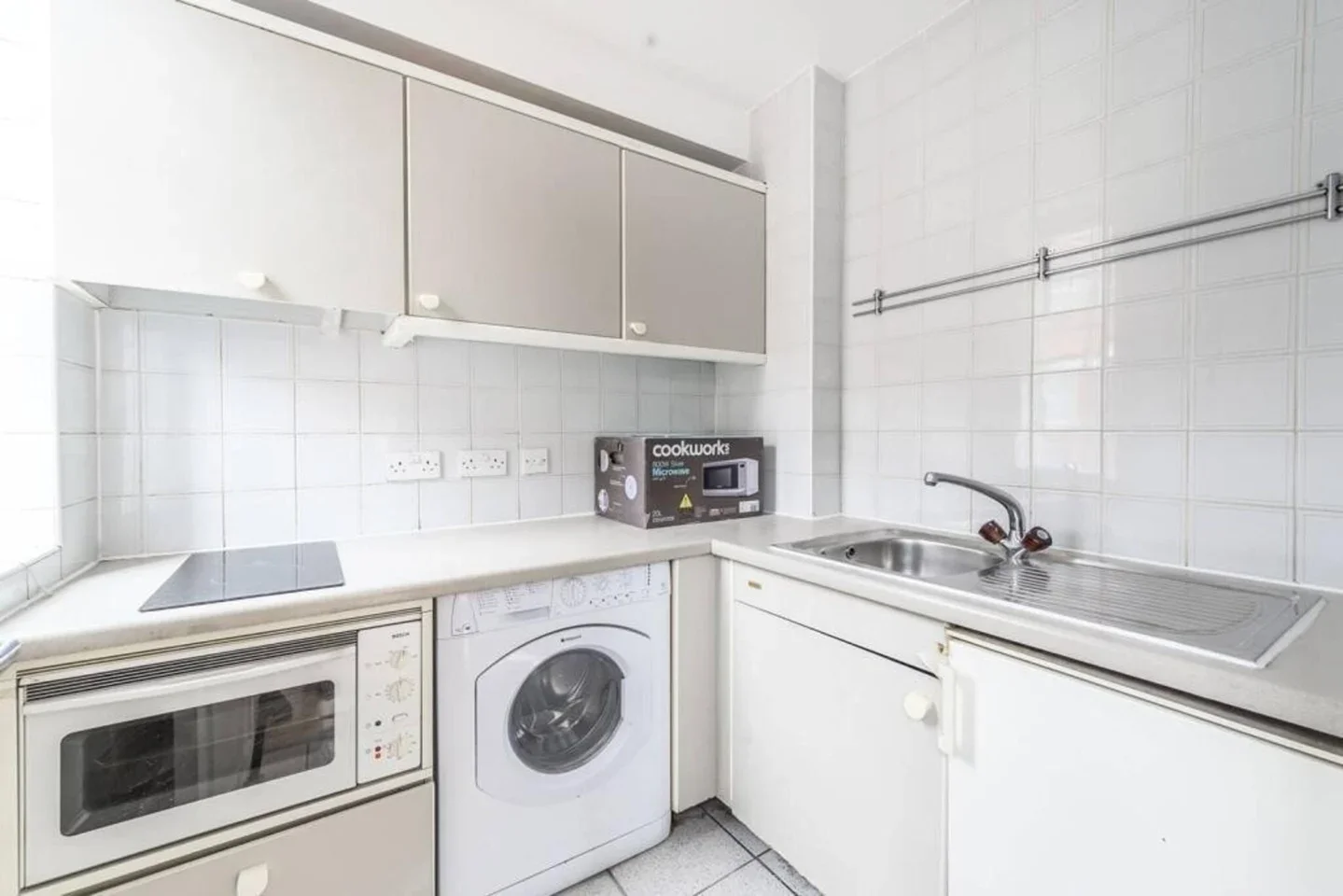 Flat Lucan Place in Greater London