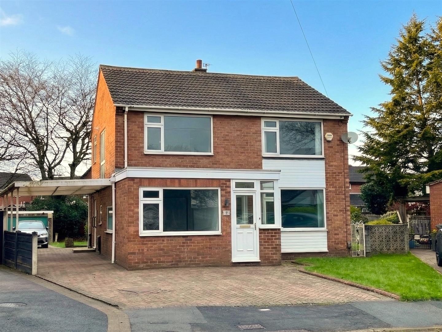 House Hexham Close in Trafford
