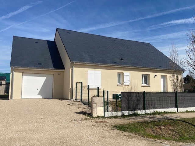House Rue de la Binoche in Fay-aux-Loges