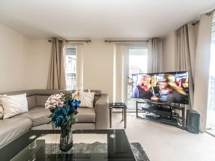 Flat Salk Close in Greater London