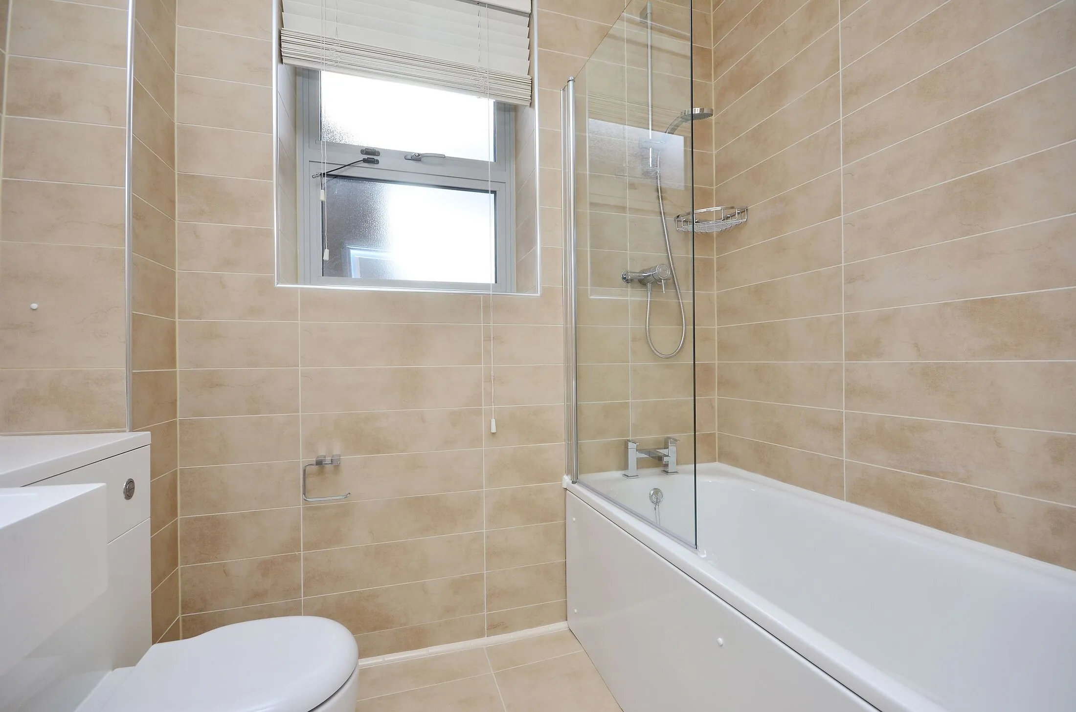 Flat Rye Lane in Greater London