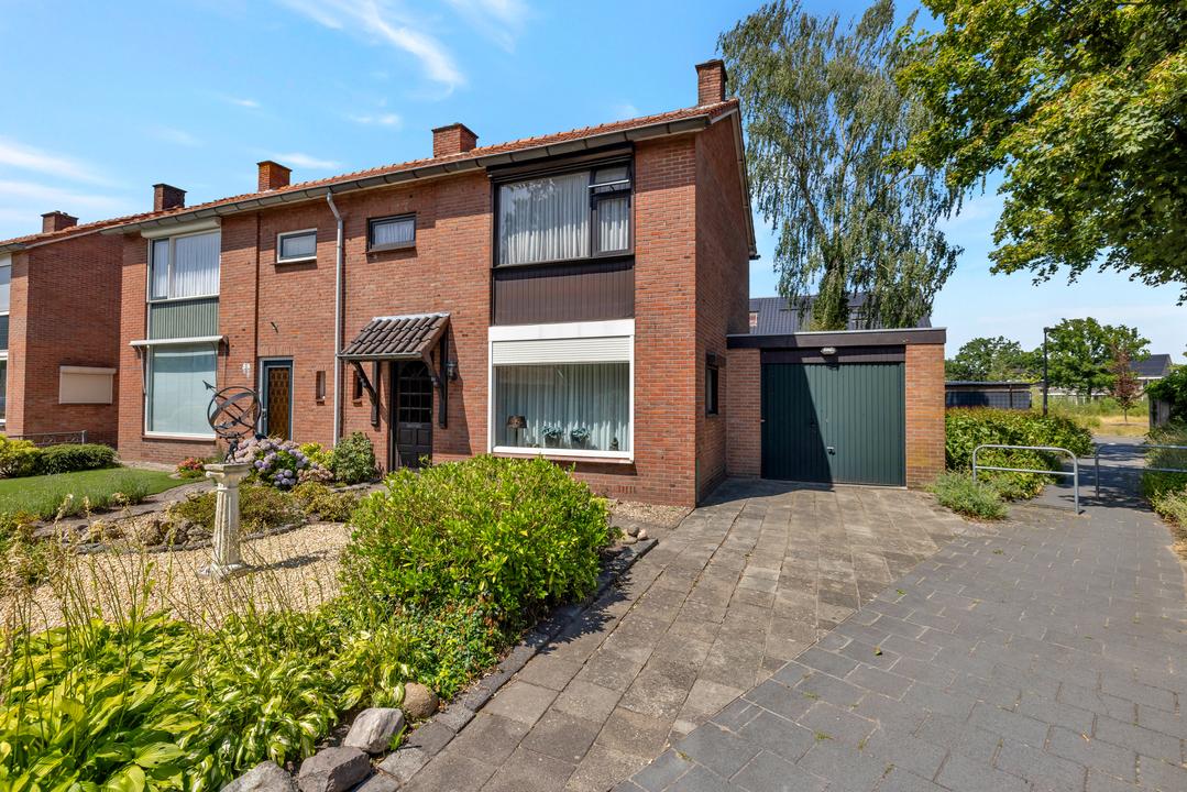 Huis Tulpstraat 61 in Losser