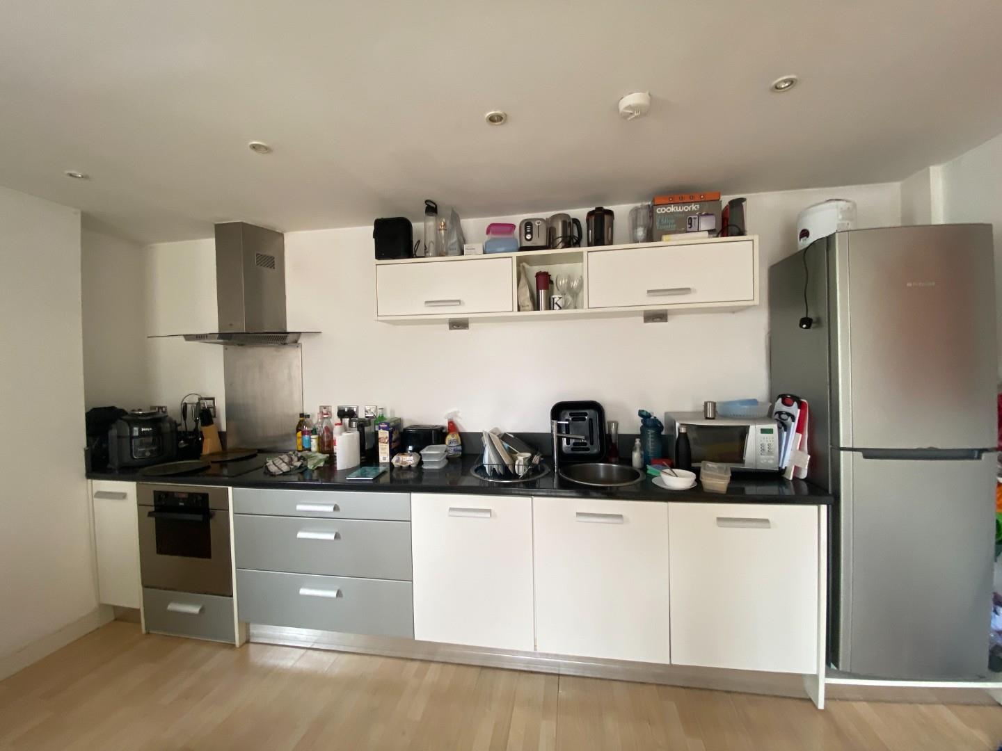 Flat Dearmans Place in Salford