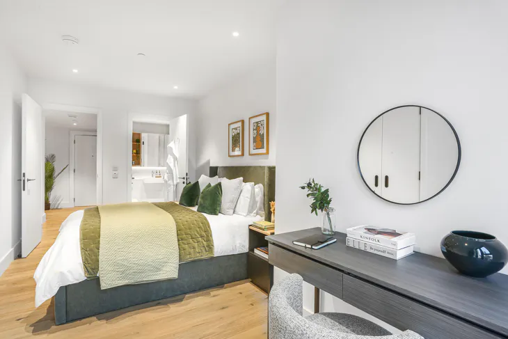 Flat Charter Street in Greater London