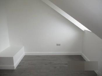 Flat Roberts Road in High Wycombe