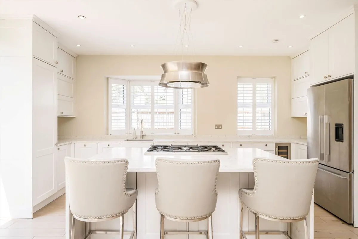 House Chara Place in Greater London