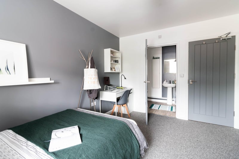 Room Lodge Road in Stratford-on-Avon