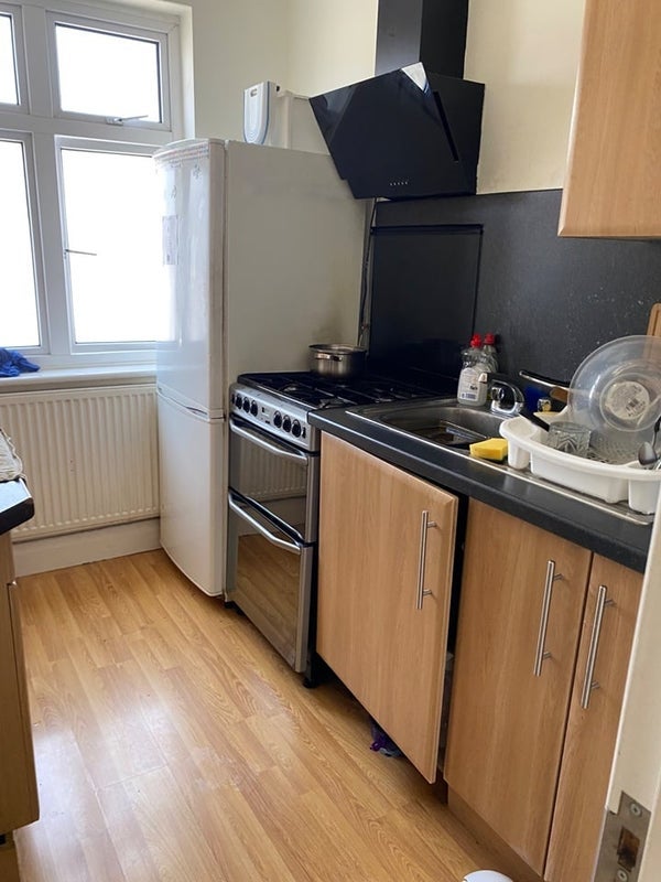 Room Brangbourne Road in Greater London
