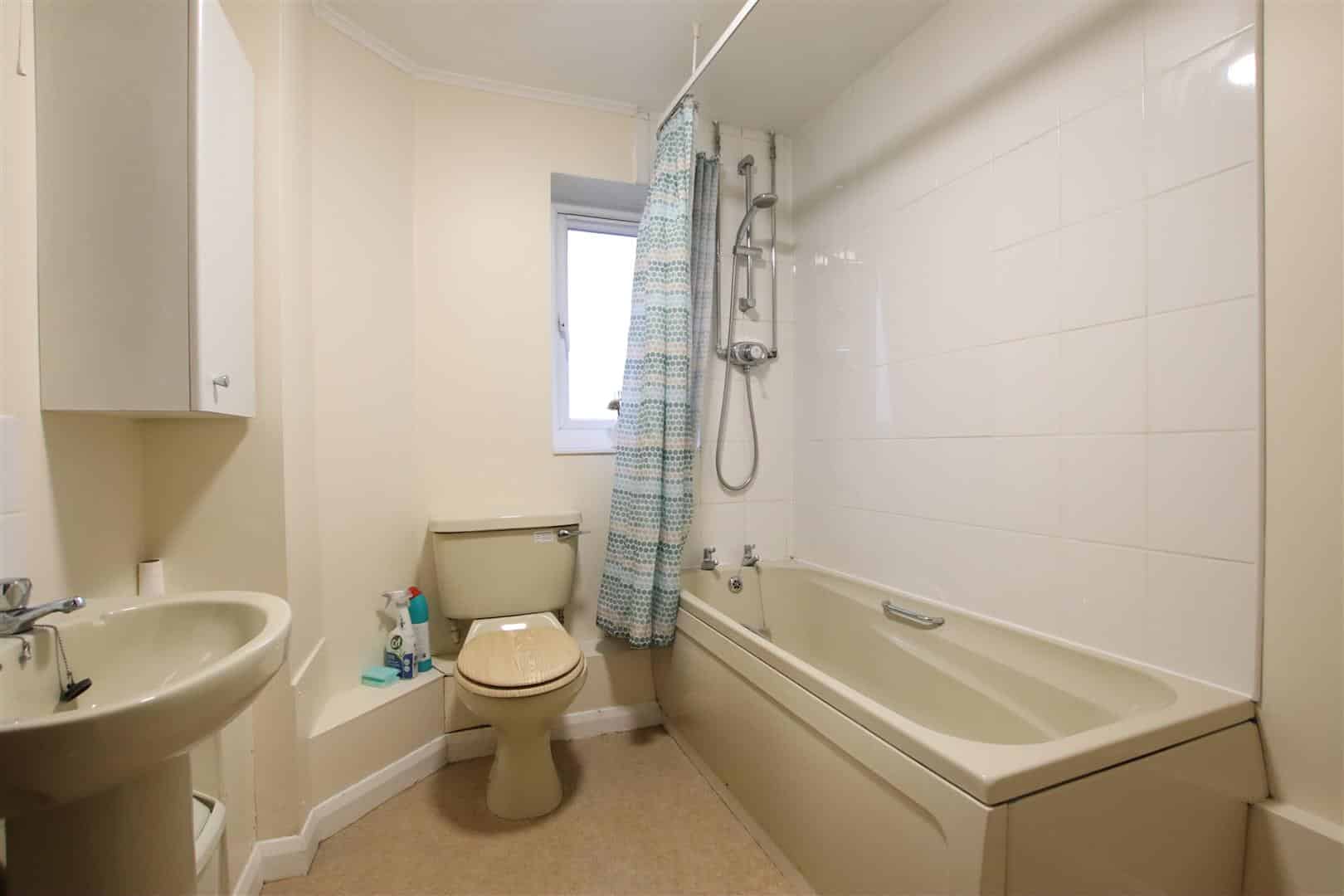 Flat Fairhaven Place in Chichester
