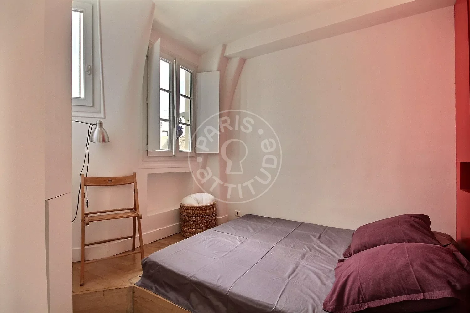 Flat Rue de Mirbel in Paris