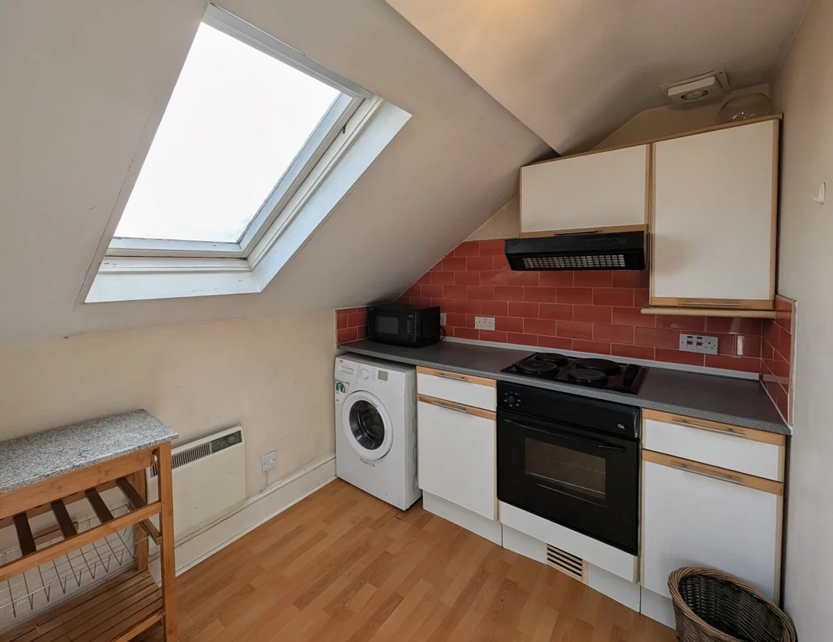 Flat Caledonian Road in Greater London
