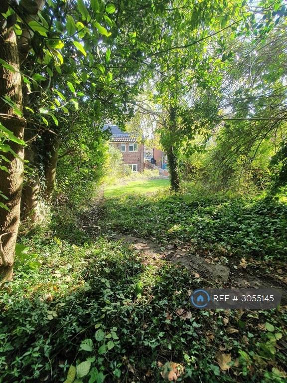 House Hughenden Avenue in High Wycombe