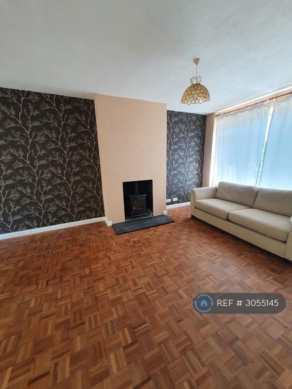 House Hughenden Avenue in High Wycombe