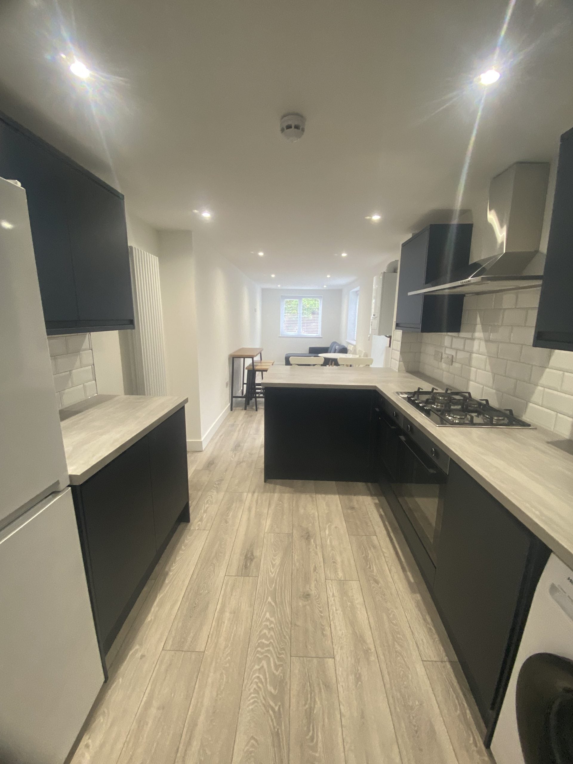 Room Montgomerie Road in Portsmouth