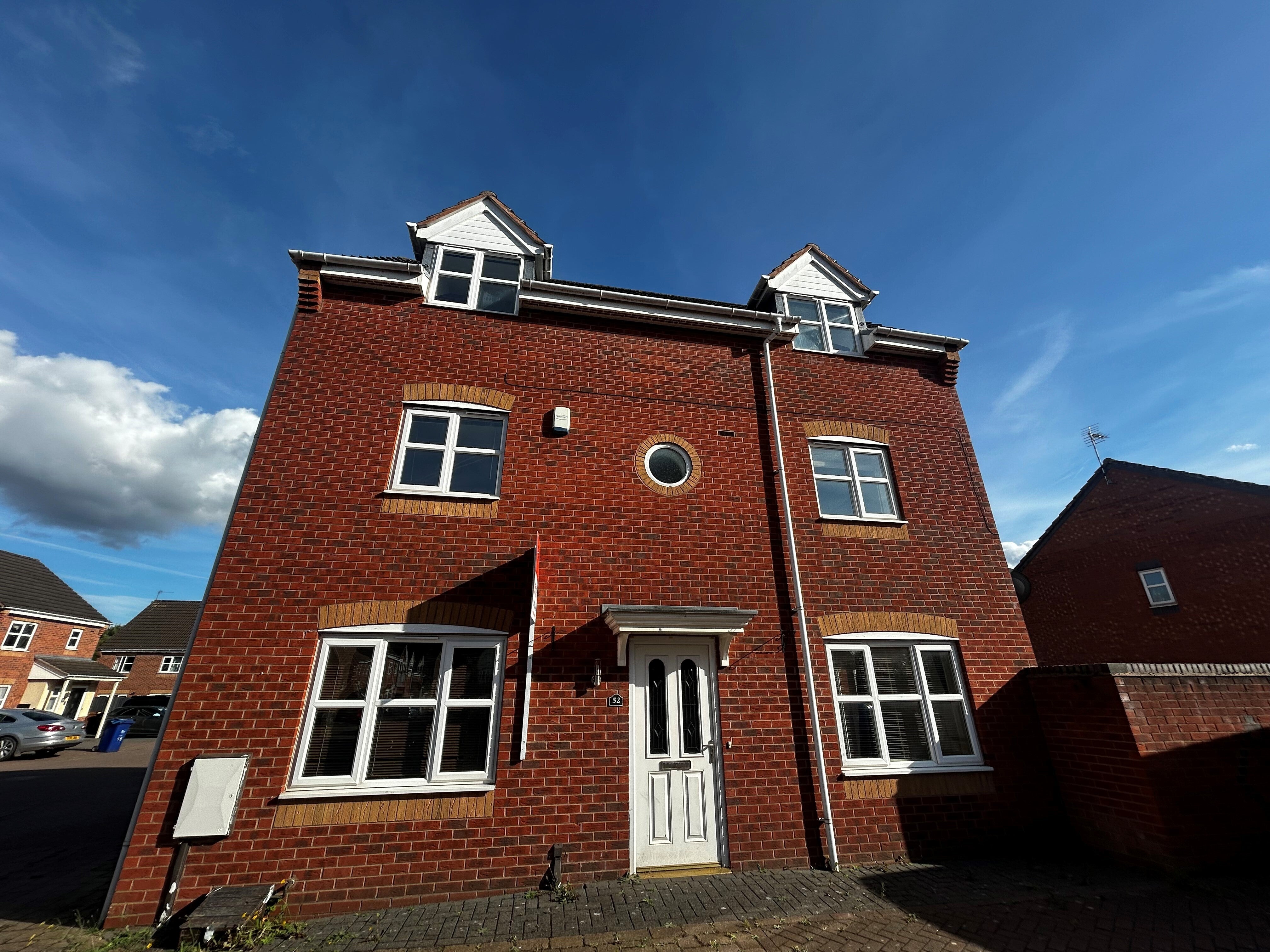 House Castilla Place in East Staffordshire