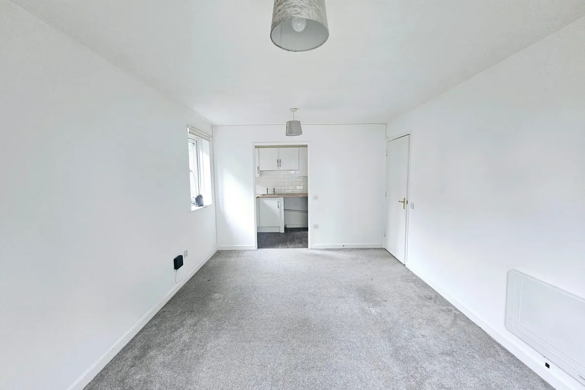 Flat Shirley Road in Southampton
