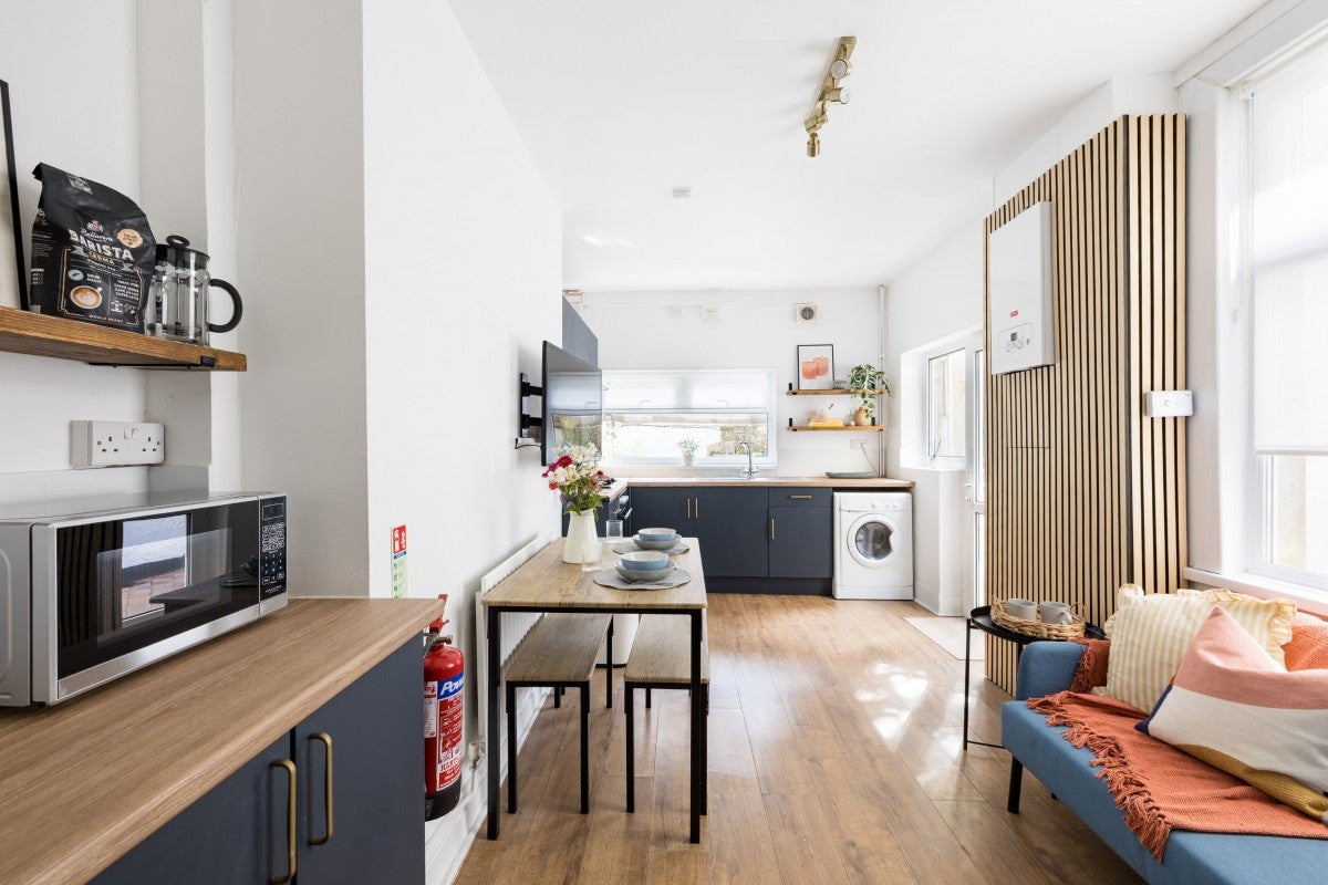 Flat Langland Terrace in Swansea