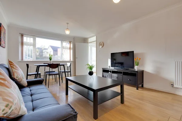 Flat Blackhall Road in Cambridge