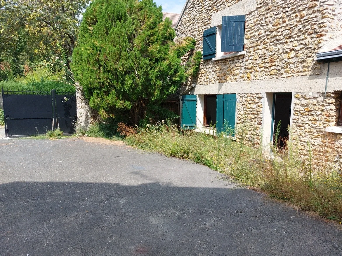 House Rue de Feucherolles in Orgeval