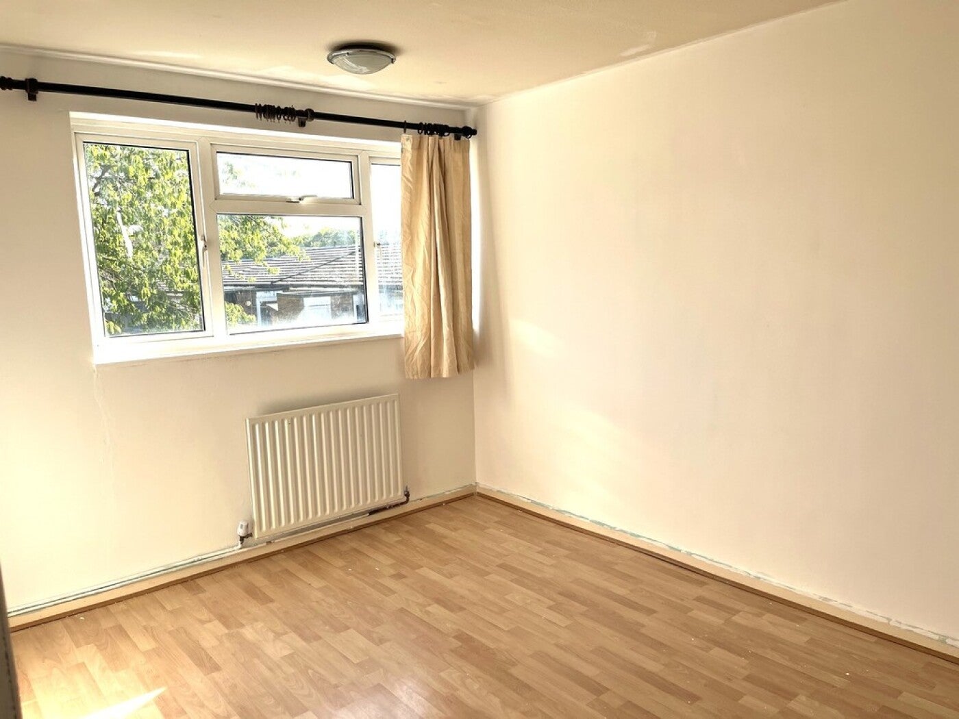 House Coventry Close in Stevenage
