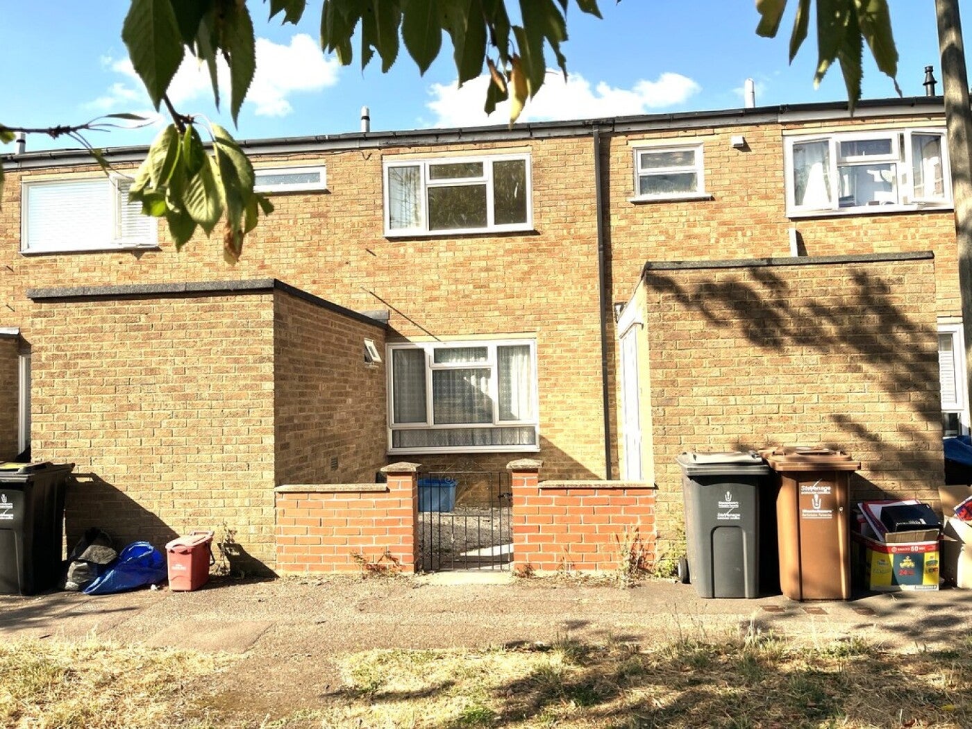 House Coventry Close in Stevenage