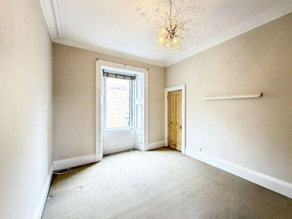 Flat Brunswick Road in City of Edinburgh