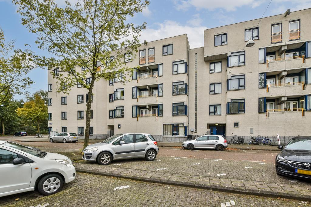 Appartement Barbusselaan 390 in Amsterdam