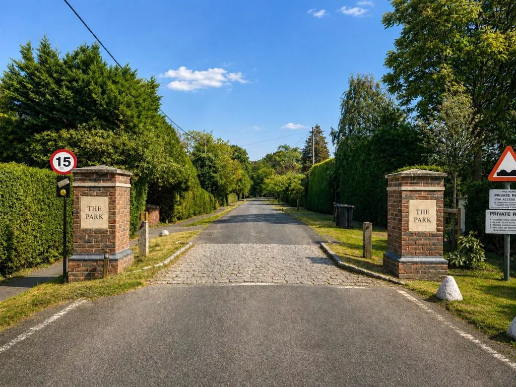 House The Park in Mole Valley