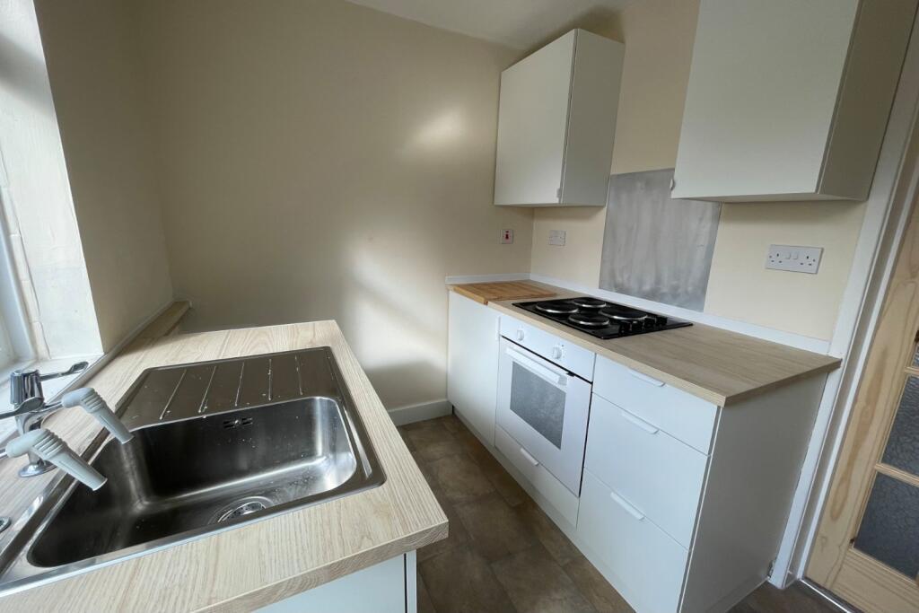 Flat Florence Road in Greater London