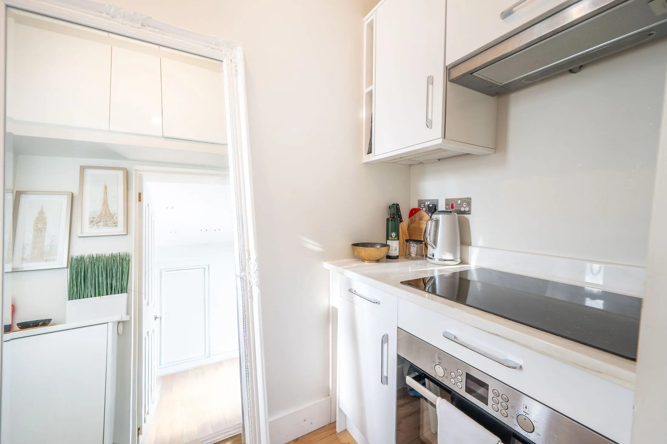 Flat Gunter Grove in Greater London