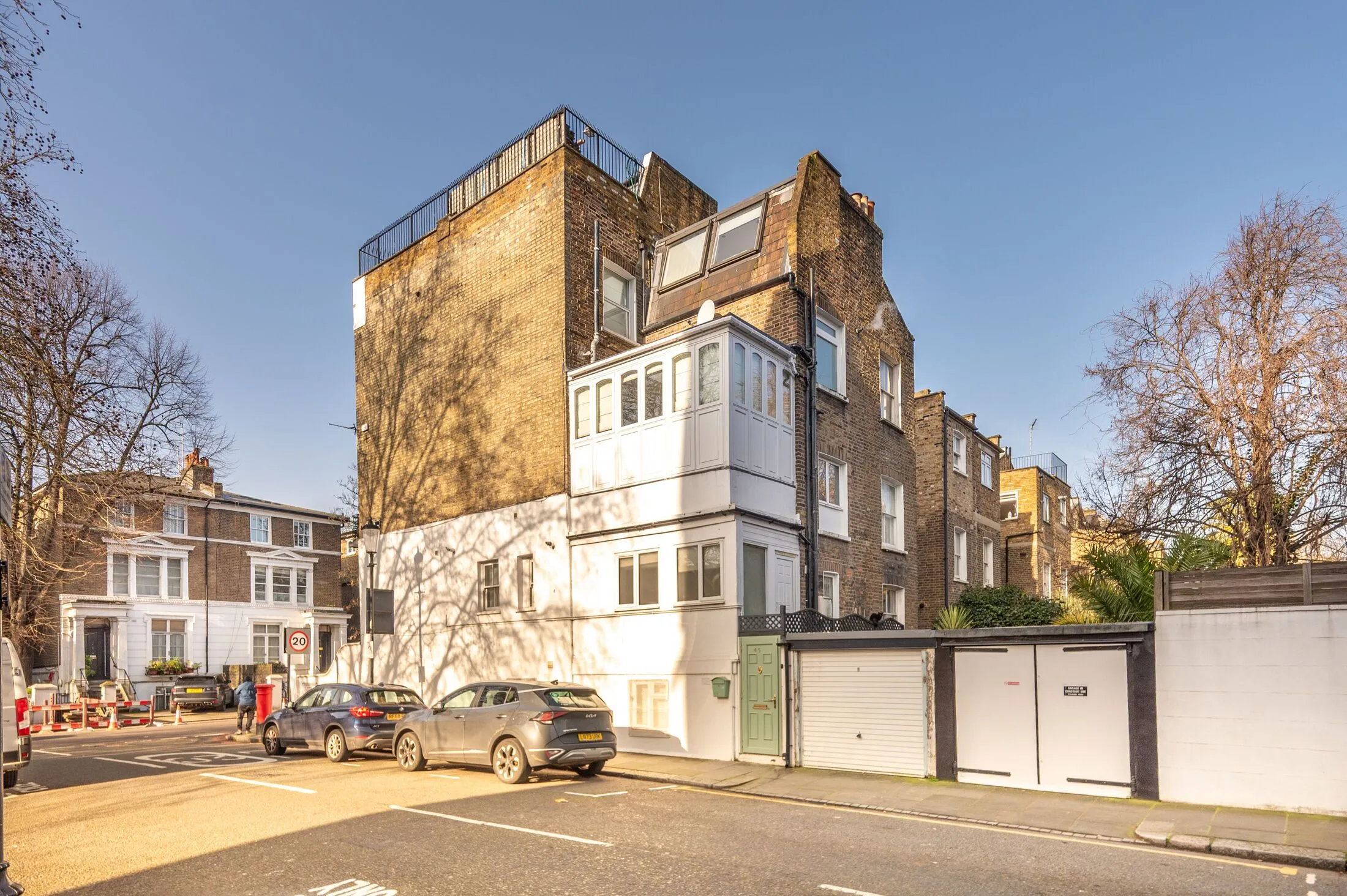 Flat Gunter Grove in Greater London
