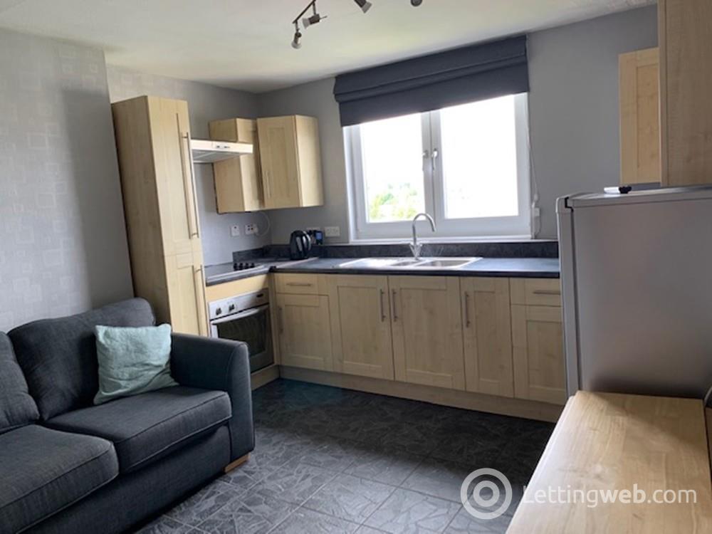 Flat Summerfield Terrace in Aberdeen City