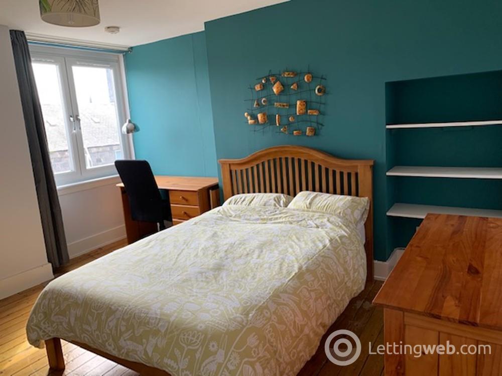 Flat Summerfield Terrace in Aberdeen City