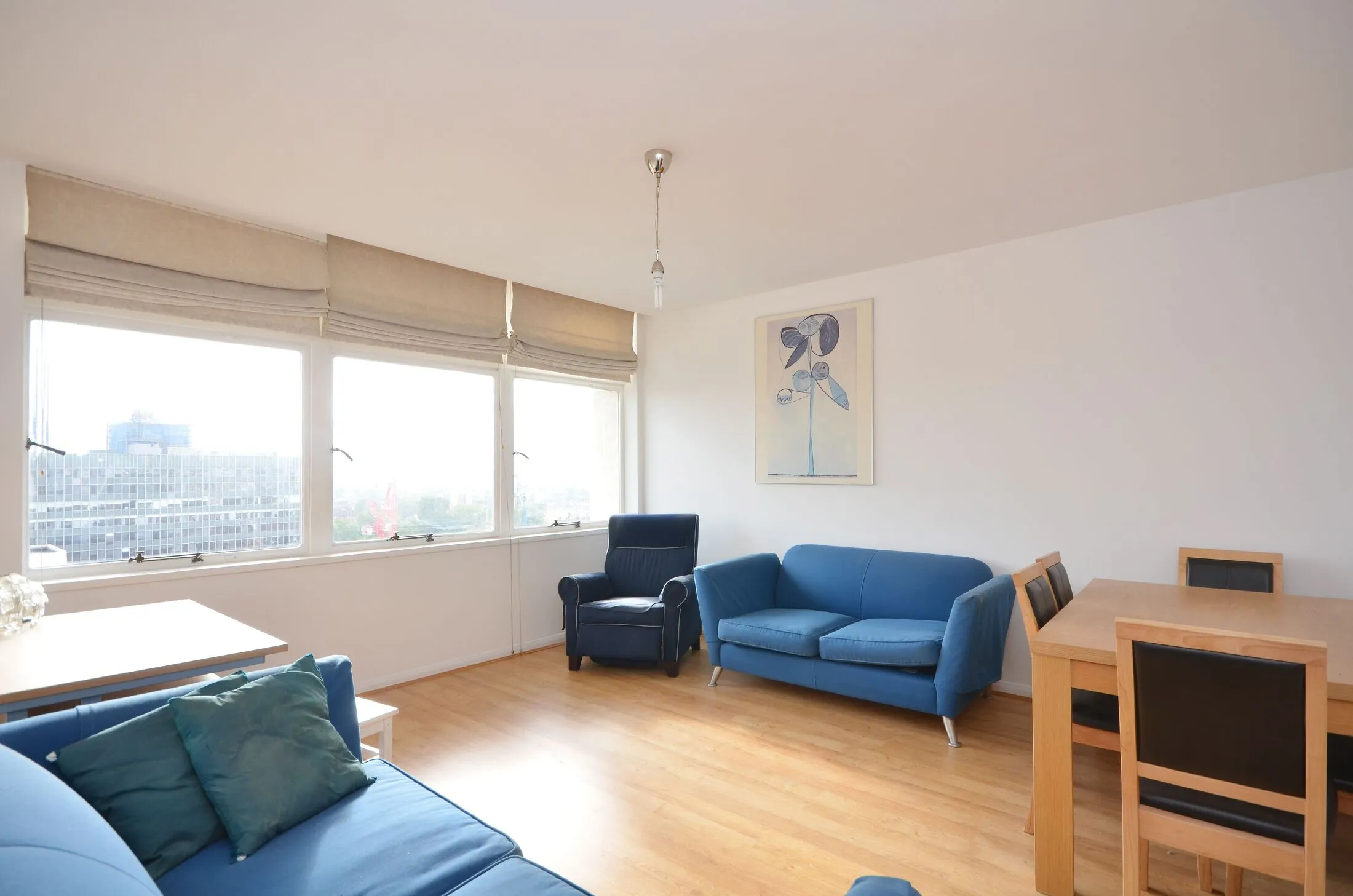 Flat Newington Causeway in Greater London