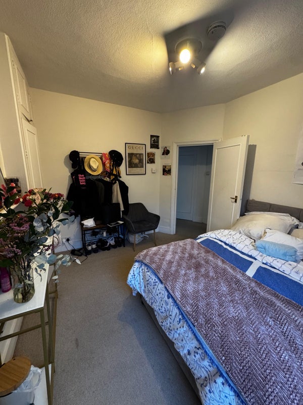 Flat Warriner Gardens in Greater London