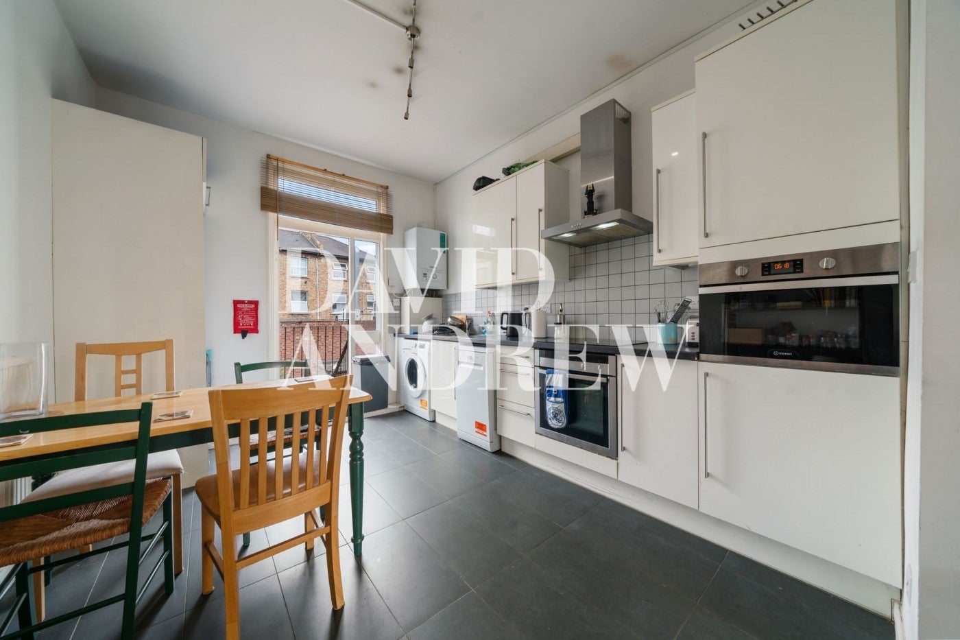 Flat Charteris Road in Greater London