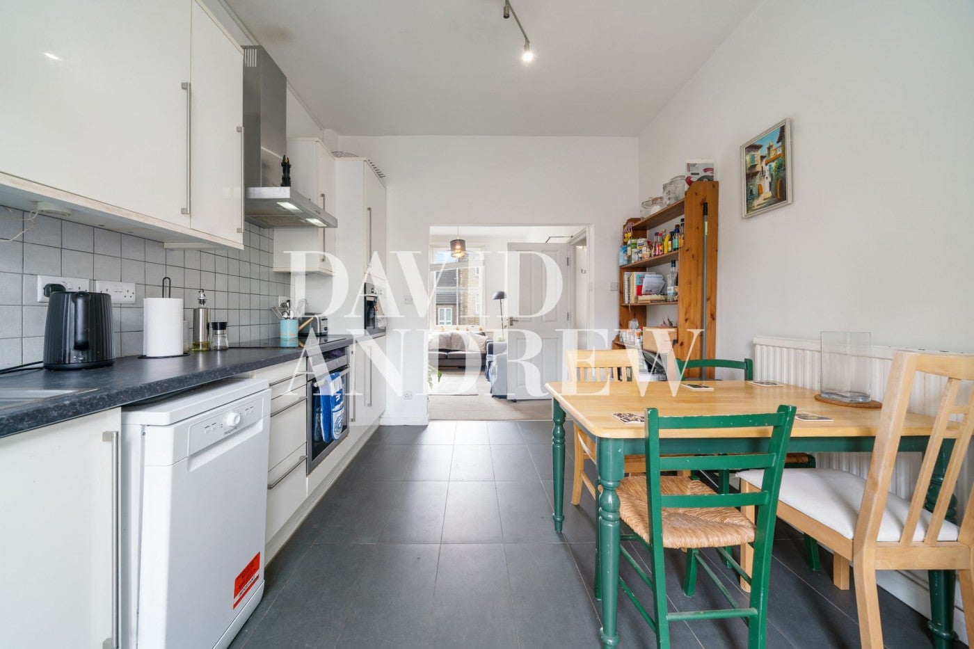 Flat Charteris Road in Greater London