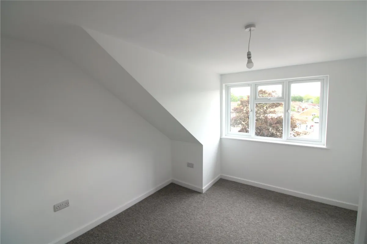 Flat Milton Parade in Havant