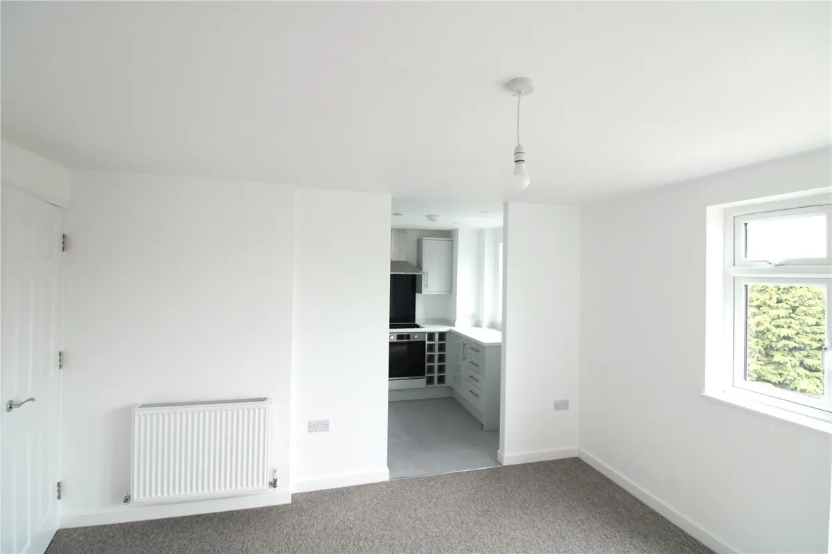 Flat Milton Parade in Havant