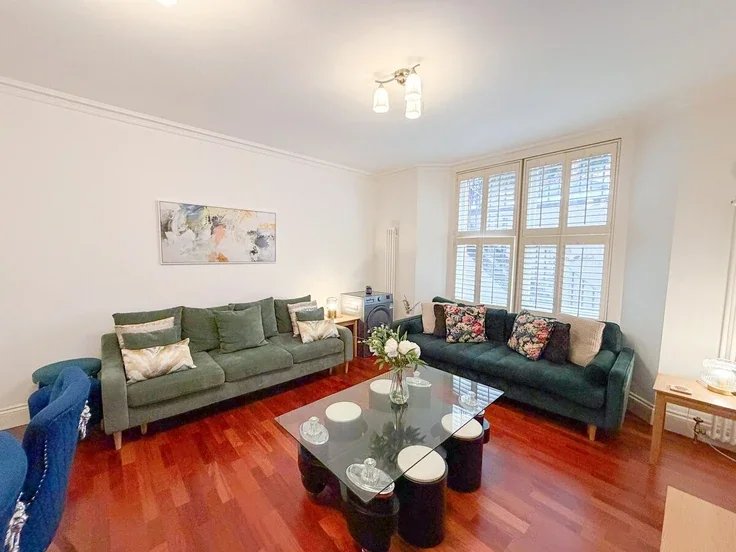 Flat Marylebone Road in City of Westminster