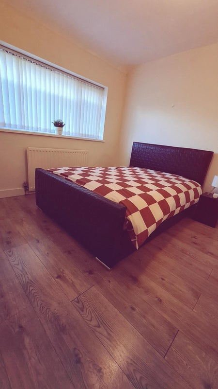 Room St Giles Road in Birmingham