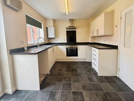 House Sterling Way in Nuneaton and Bedworth