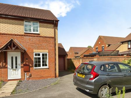 House Sterling Way in Nuneaton and Bedworth