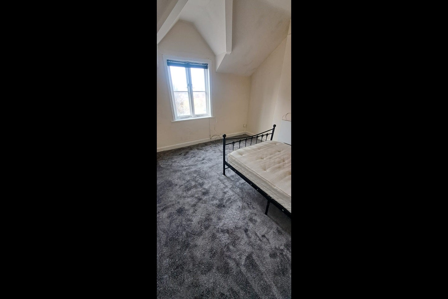Room Market Square in Flint